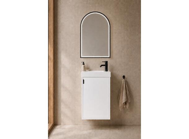 AURA ovalt LED-speil  – Svart matt 50x80 - med antiduggfunksjon